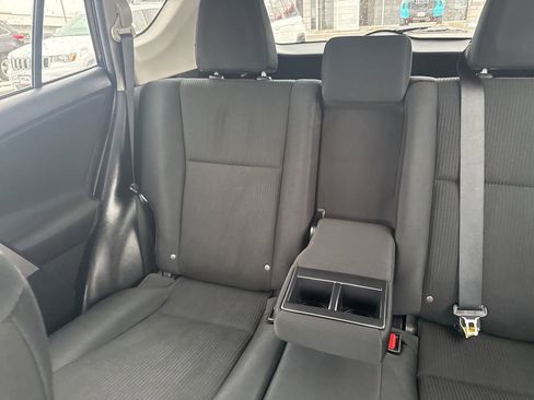 Used 2017 Toyota RAV4 LE image 13