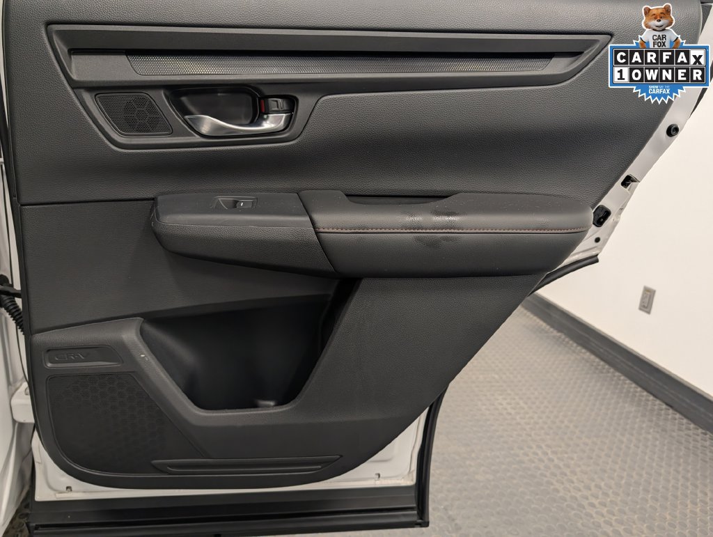 Used 2025 Honda CR-V Sport-L image 29