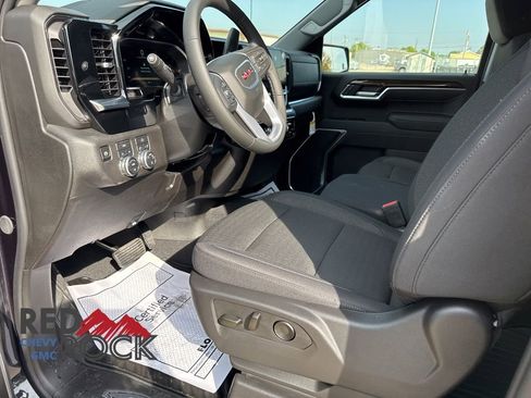 New 2026 GMC Sierra 1500 SLE w/ Preferred Package AWD/4WD image 10