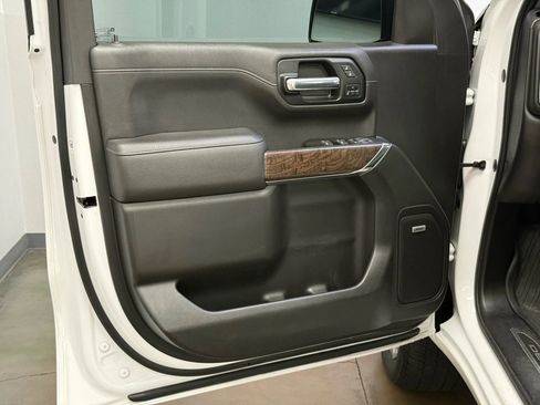 Used 2019 GMC Sierra 1500 Denali w/ Denali Ultimate Package image 18