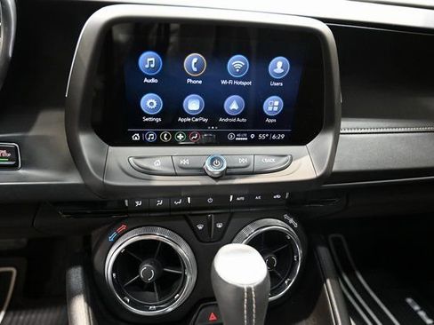 Used 2021 Chevrolet Camaro LT w/ RS Package image 15