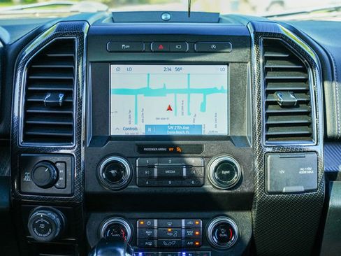 Used 2019 Ford F150 Lariat w/ Equipment Group 502A Luxury image 59