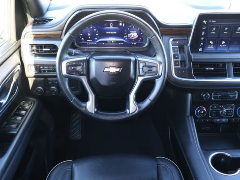 Used 2023 Chevrolet Tahoe Premier RWD image 11