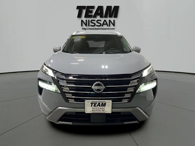 Certified 2024 Nissan Rogue SL w/ SL Premium Package AWD/4WD image 2