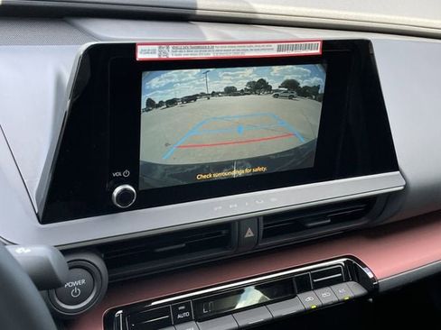 New 2026 Toyota Prius SE image 17