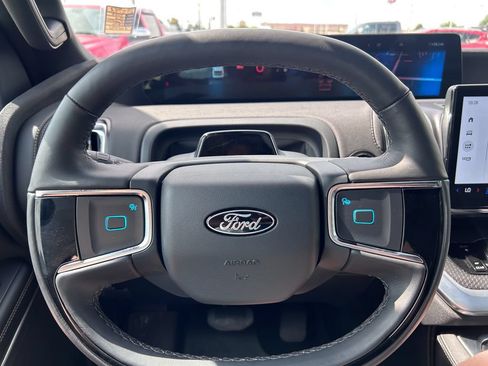 Certified 2025 Ford Expedition Max Platinum w/ Stealth Appearance Package AWD/4WD image 38