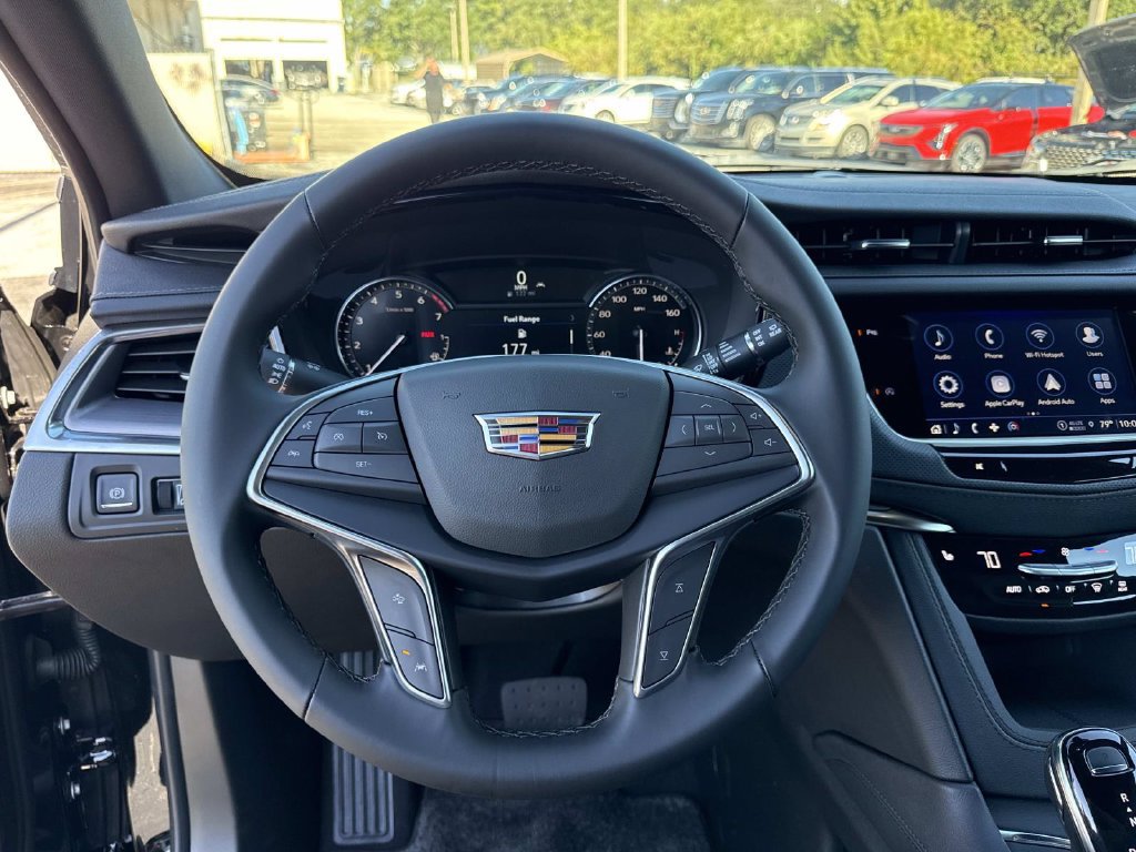 New 2026 Cadillac XT5 Luxury w/ LPO, Premium Carpet Package AWD/4WD image 26