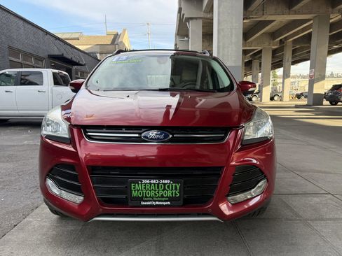 Used 2013 Ford Escape SEL image 2