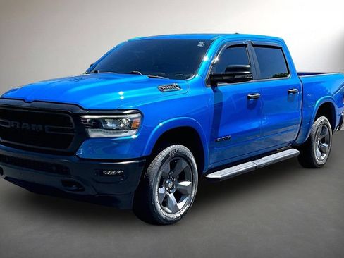 Used 2023 RAM 1500 Big Horn AWD/4WD image 3