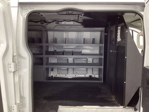 Used 2016 Ford Transit 250 130 Low Roof image 31