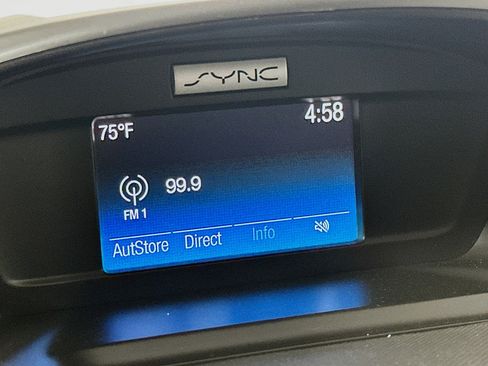 Used 2017 Ford Escape SE image 19