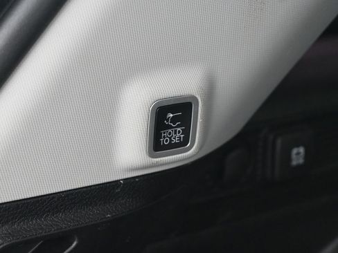 New 2025 Jeep Gladiator Sport image 27