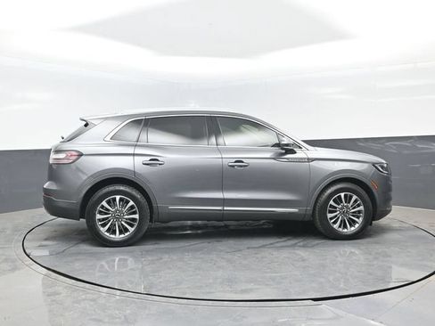 Used 2022 Lincoln Nautilus Reserve w/ Class II Trailer Tow Package AWD/4WD image 3