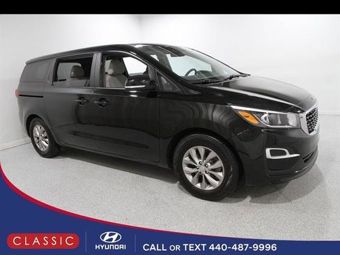 Used 2021 Kia Sedona LX image 1