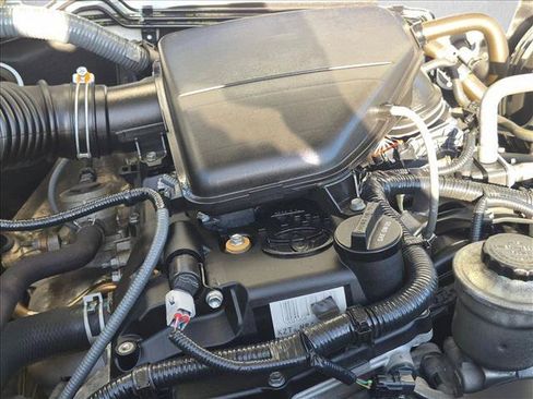 Used 2020 Toyota Tacoma SR w/ SR Convenience Package RWD image 20