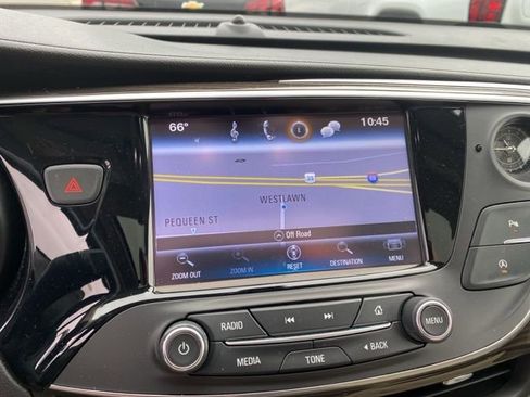 Used 2020 Buick Envision Essence image 21