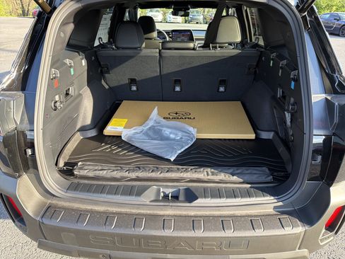 New 2026 Subaru Outback Touring AWD/4WD image 5