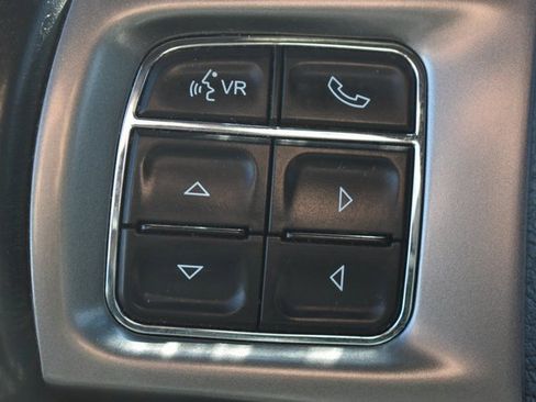 Used 2017 RAM 1500 Limited image 27