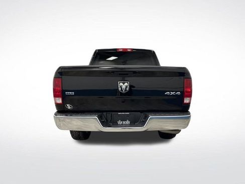 Used 2022 RAM 1500 Classic SLT image 11