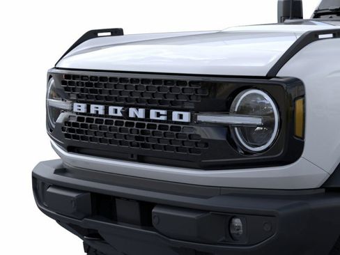 New 2025 Ford Bronco Outer Banks AWD/4WD image 19