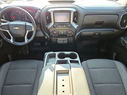 Certified 2019 Chevrolet Silverado 1500 LT w/ Convenience Package AWD/4WD image 11