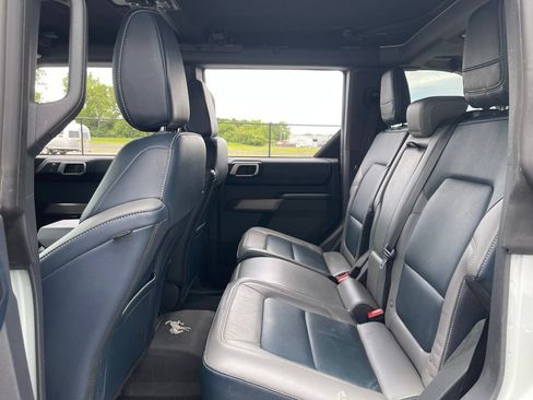 Used 2021 Ford Bronco First Edition AWD/4WD image 36