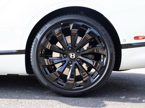 Used 2024 Bentley Continental GT image 78