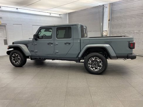 New 2026 Jeep Gladiator Mojave AWD/4WD image 5