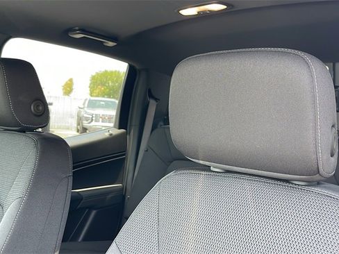 New 2025 GMC Canyon Elevation w/ Convenience Package image 12