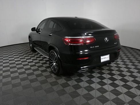 Used 2023 Mercedes-Benz GLC 300 4MATIC Coupe image 4