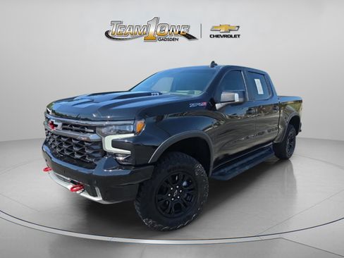 Used 2025 Chevrolet Silverado 1500 ZR2 w/ Technology Package image 4