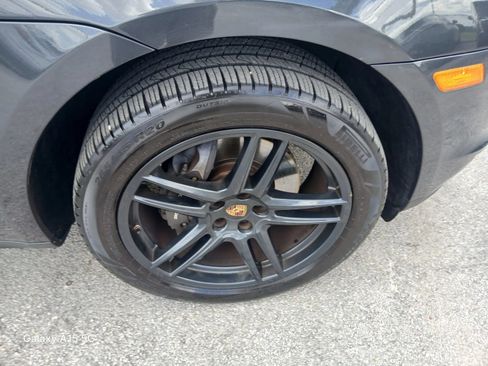 Used 2021 Porsche Macan AWD/4WD image 20