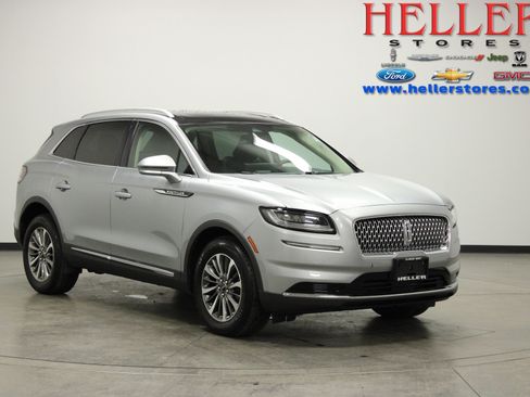 Used 2022 Lincoln Nautilus Reserve w/ Luxury Package image 1