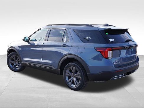 New 2026 Ford Explorer Active AWD/4WD image 5