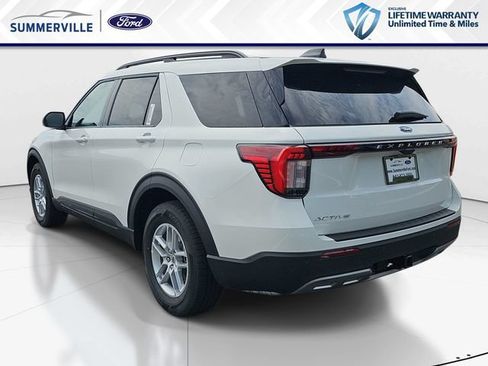 New 2026 Ford Explorer Active w/ Active Comfort Package RWD image 7