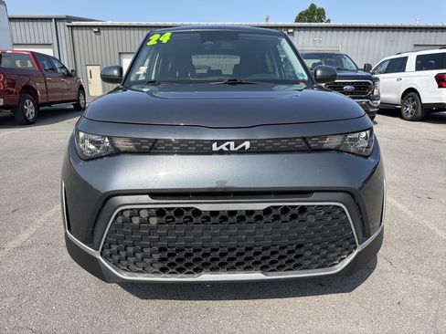 Used 2024 Kia Soul LX w/ Option Group 015 FWD image 36