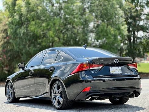 Used 2018 Lexus IS 300 AWD w/ Comfort Package image 7