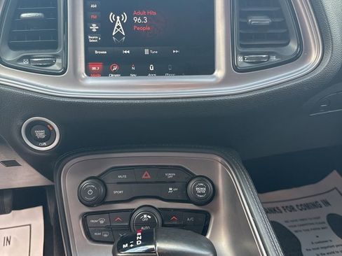 Used 2023 Dodge Challenger SXT image 6
