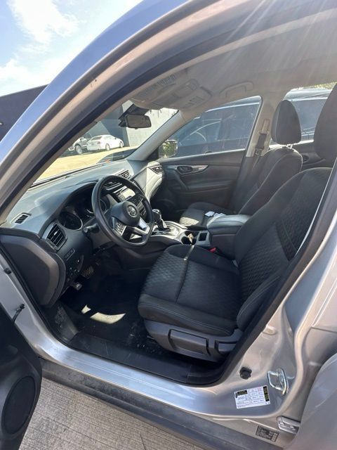 Used 2020 Nissan Rogue S AWD/4WD image 9