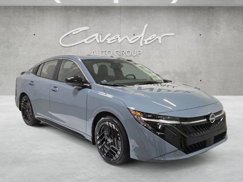 New 2026 Nissan Sentra SR image 2