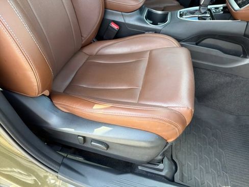 Used 2021 Subaru Outback Touring AWD/4WD image 26