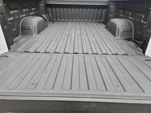 Used 2025 Chevrolet Silverado 1500 Custom image 24