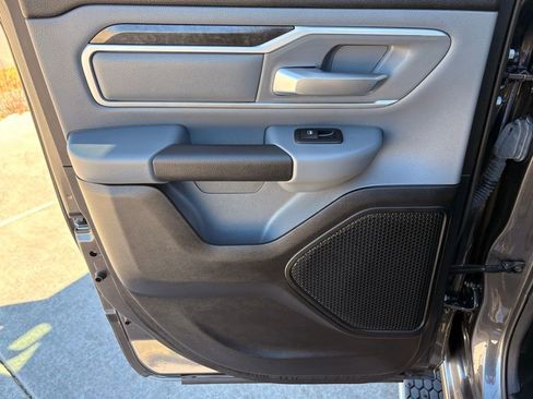 Used 2022 RAM 1500 Big Horn image 30