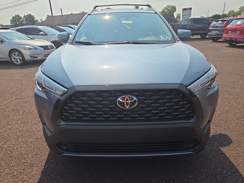 Certified 2023 Toyota Corolla Cross LE AWD/4WD image 8