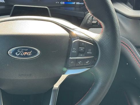 Used 2025 Ford Explorer ST-Line AWD/4WD image 19