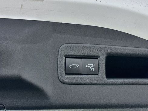 Used 2024 Toyota bZ4X AWD w/ Weather Package image 32