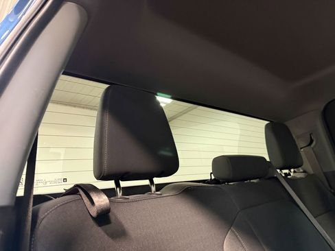 Used 2021 Chevrolet Silverado 1500 LT w/ Z71 Off-Road Package image 15