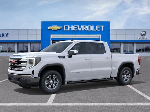 New 2026 GMC Sierra 1500 SLE image 2