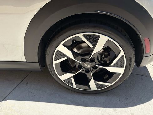 Used 2026 MINI Cooper S FWD image 6