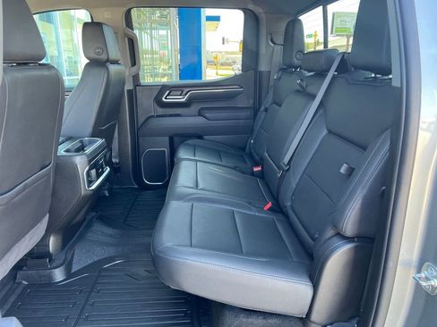 Certified 2025 GMC Sierra 1500 SLT w/ SLT Premium Plus Package AWD/4WD image 24